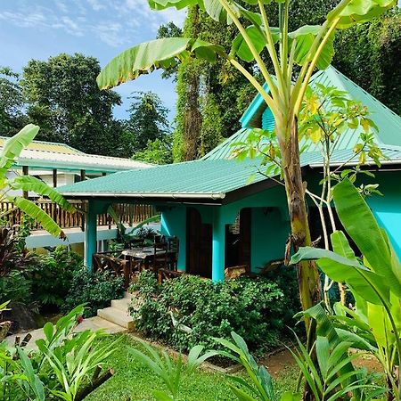 O'Soleil Chalets Self Catering La Digue Exterior photo