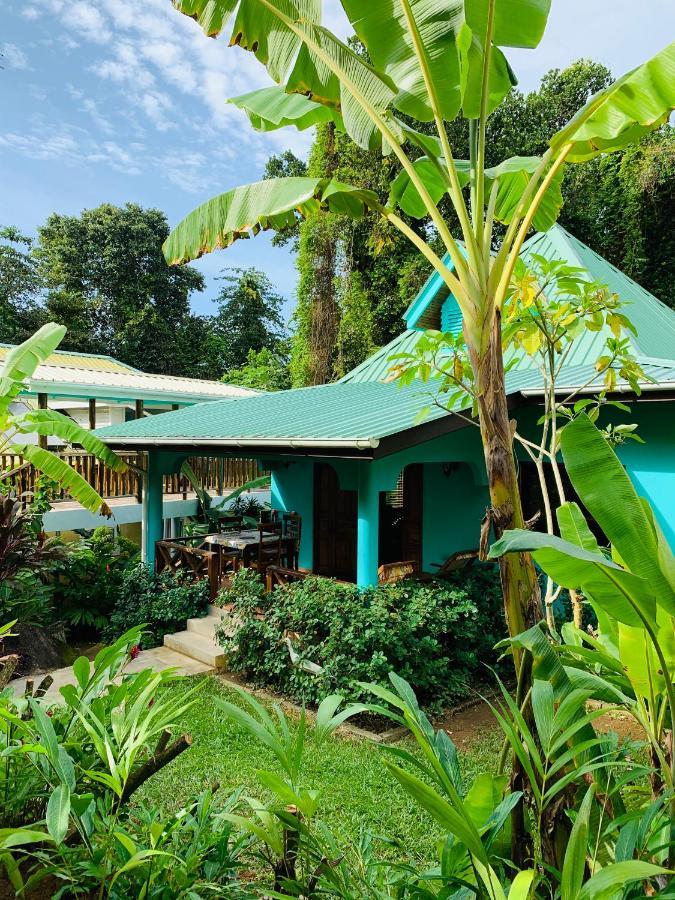 O'Soleil Chalets Self Catering La Digue Exterior photo