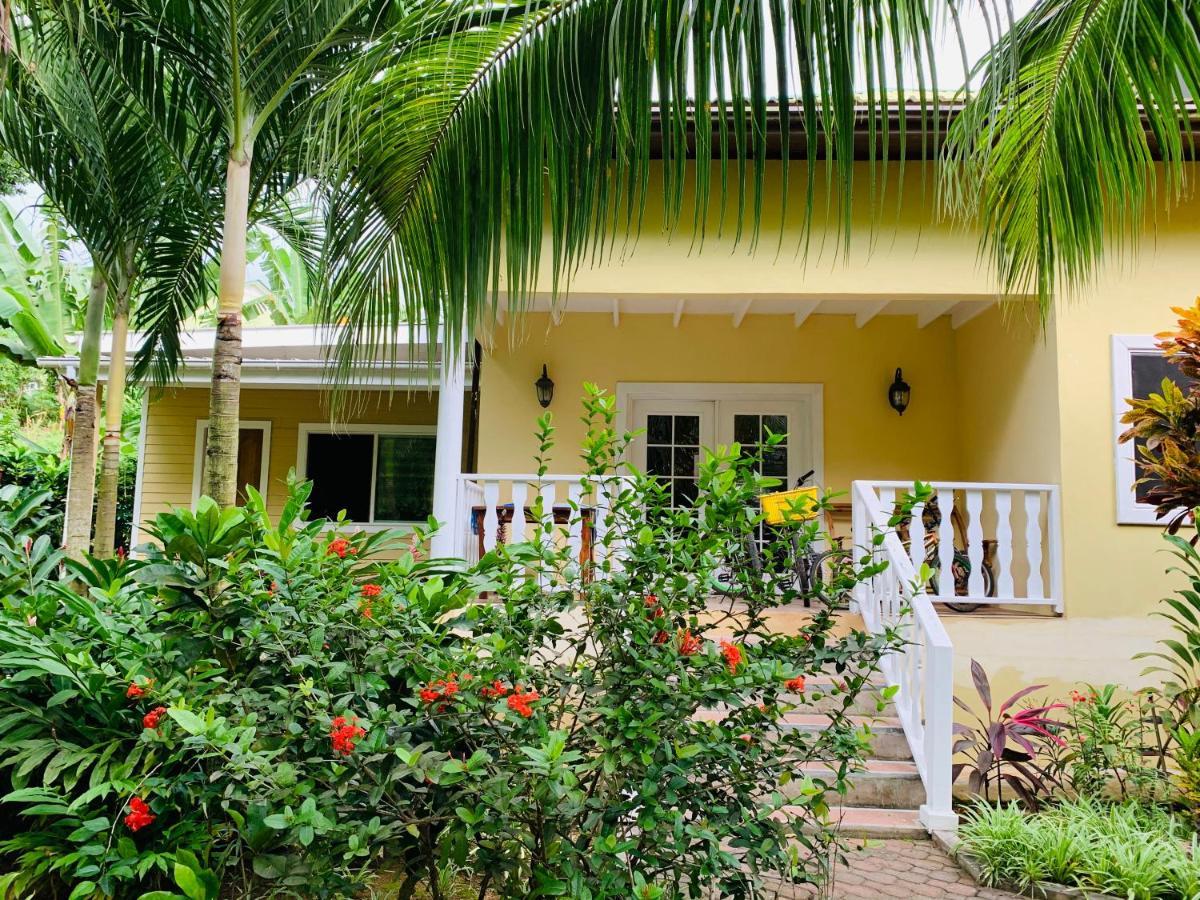 O'Soleil Chalets Self Catering La Digue Exterior photo